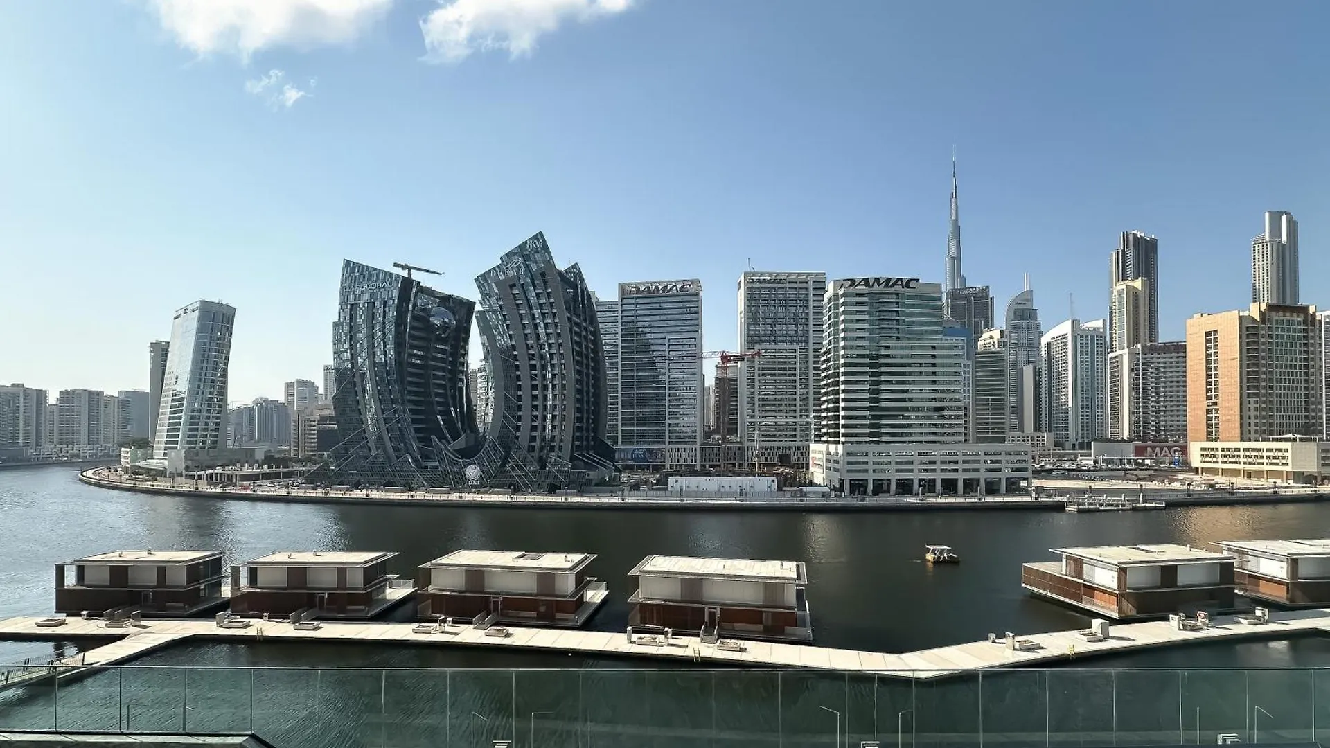 Trophy - Santorini Studio Burjkhalifa & Canal Views Sofa Bed Dubai