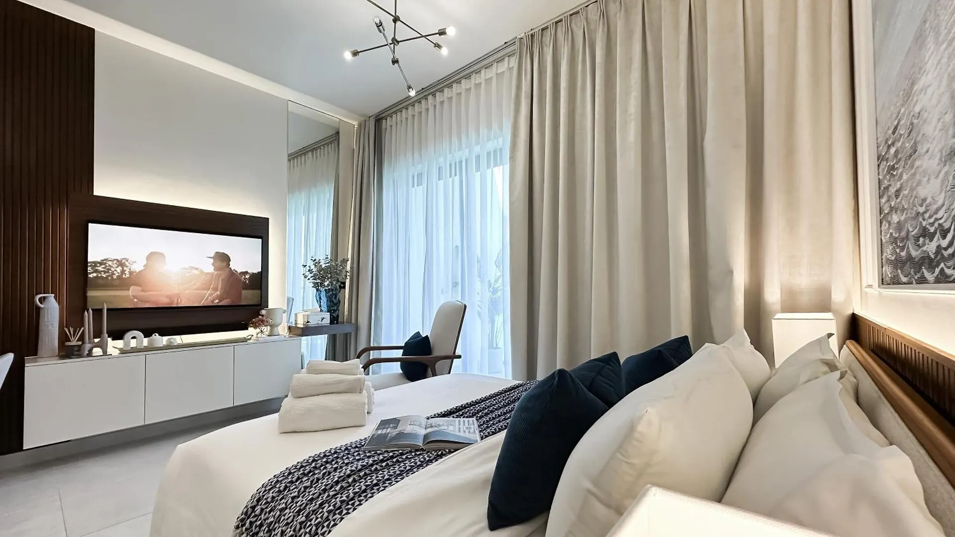 Trophy - Santorini Studio Burjkhalifa & Canal Views Sofa Bed Dubai