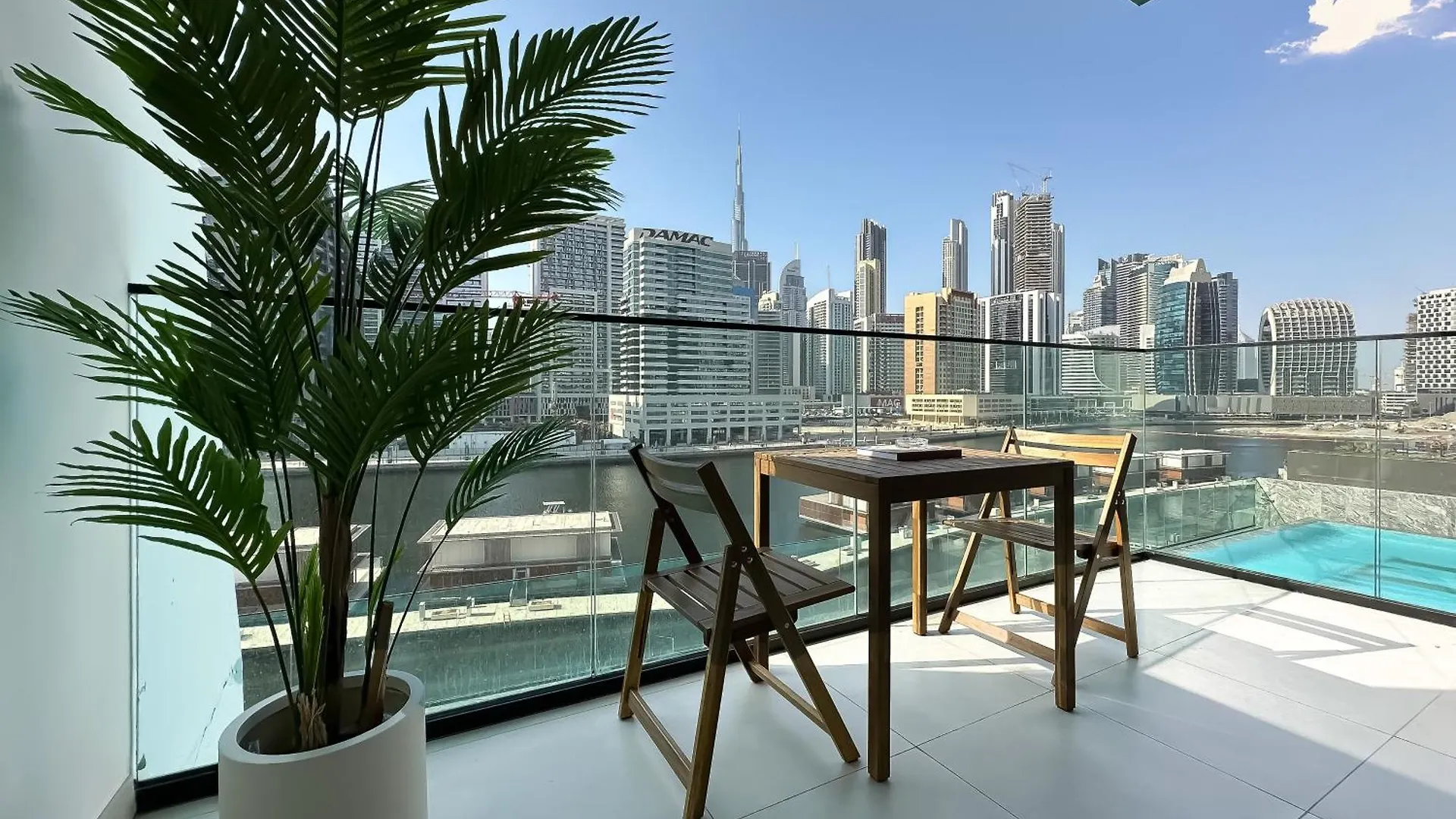 Apartment Trophy - Santorini Studio Burjkhalifa & Canal Views Sofa Bed Dubai United Arab Emirates