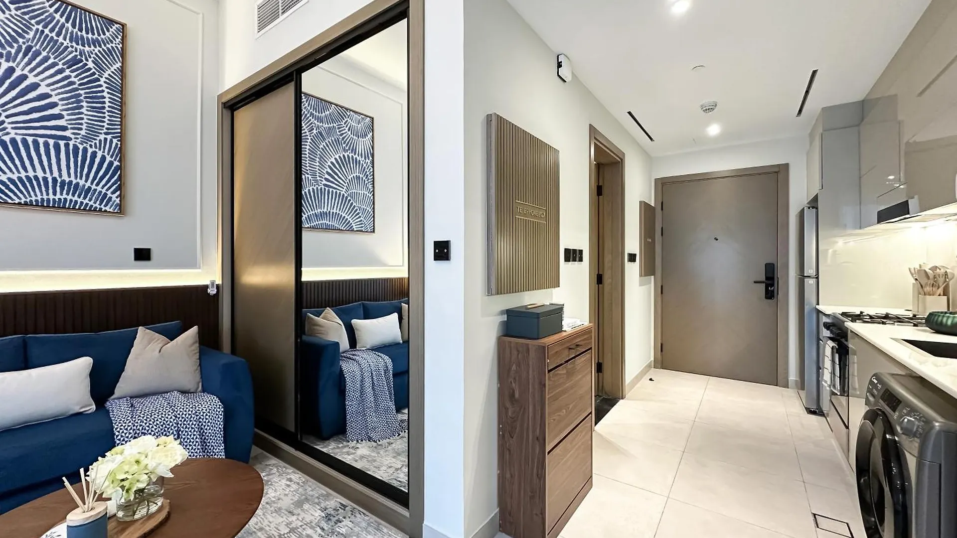 Trophy - Santorini Studio Burjkhalifa & Canal Views Sofa Bed Dubai