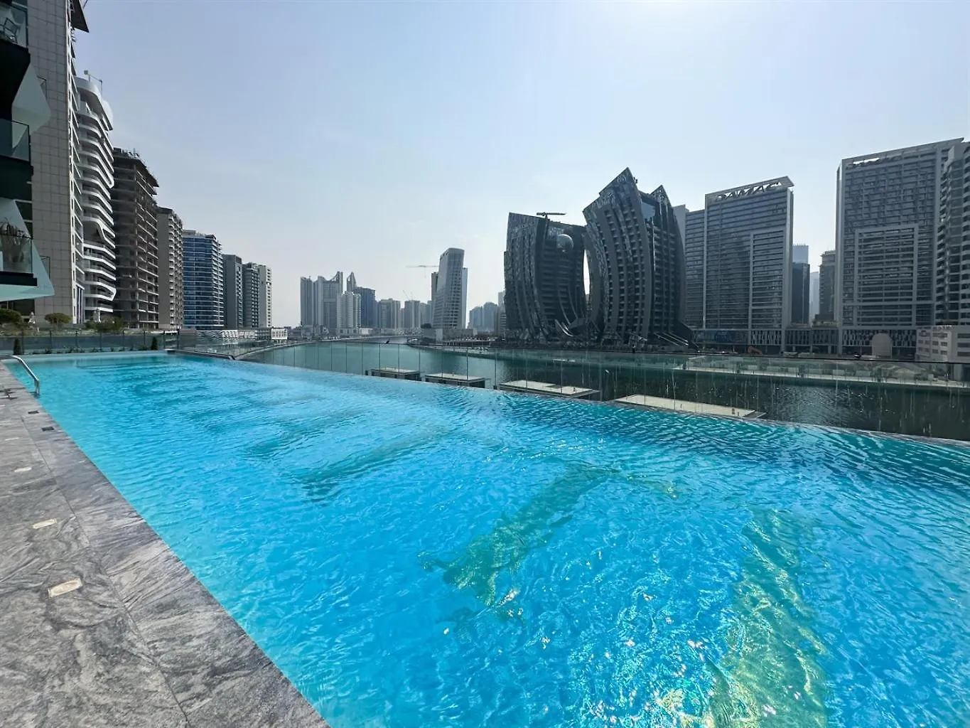 Trophy - Santorini Studio Burjkhalifa & Canal Views Sofa Bed Dubai Apartment